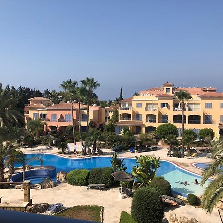 Limnaria Gardens - 1 Bedroom, Sunny Apartment With Stunning Pool Views Paphos Exteriér fotografie